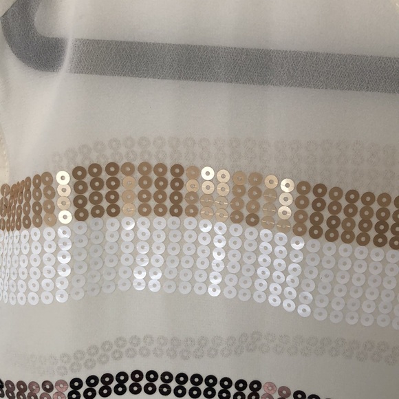 NEW GUESS Gold Sequin Top - Picture 3 of 5